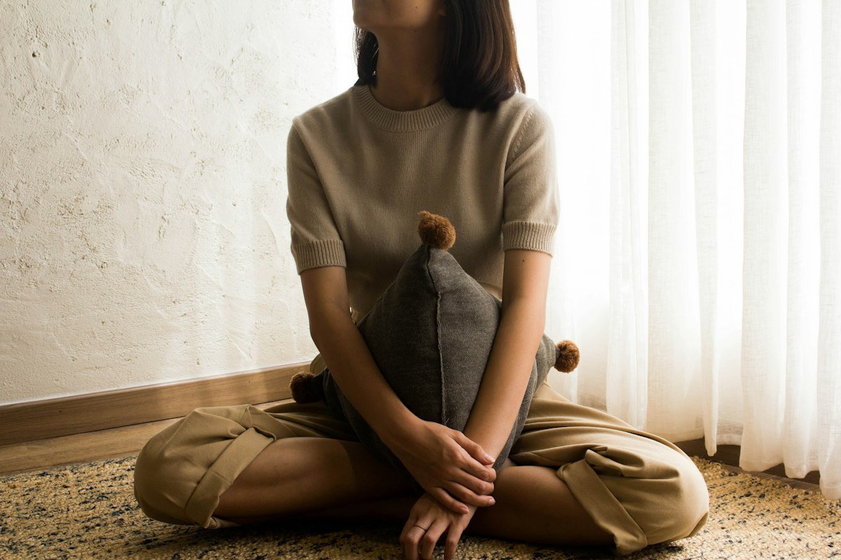 Essential Oils for Meditation: A Calming Ritual at Home
